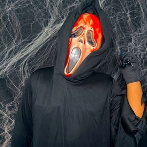 Scream costume